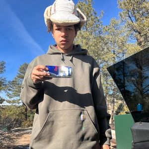 Meet your Posher, Jonas